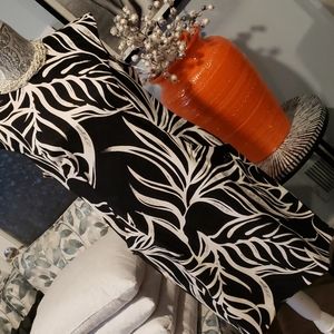 Black and White Pocketed Dress